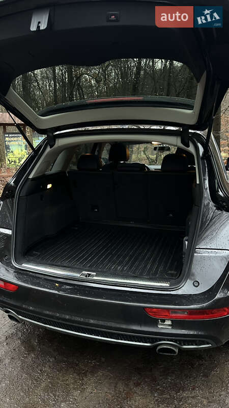 Позашляховик / Кросовер Audi Q5 2016 в Ужгороді