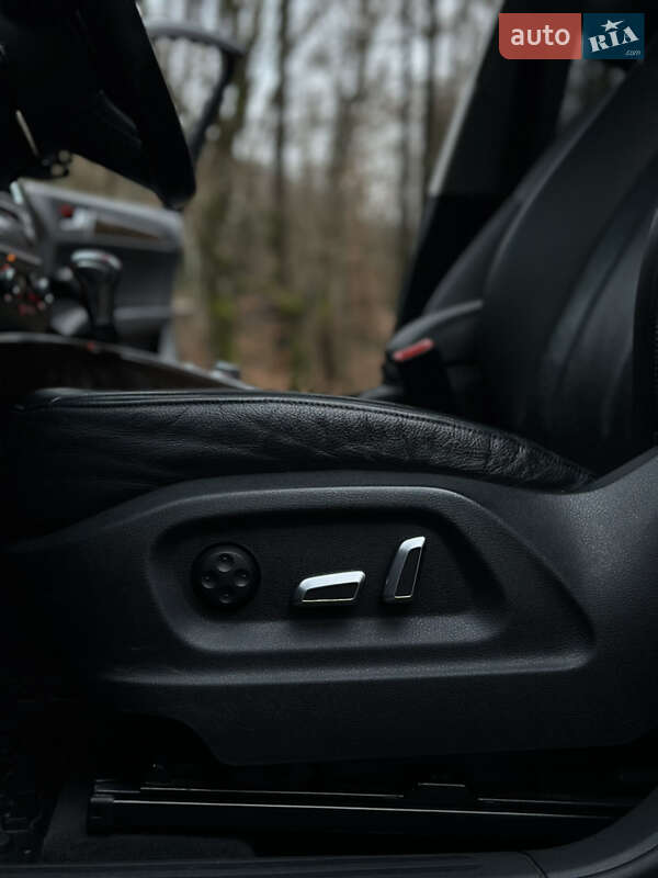 Позашляховик / Кросовер Audi Q5 2016 в Ужгороді