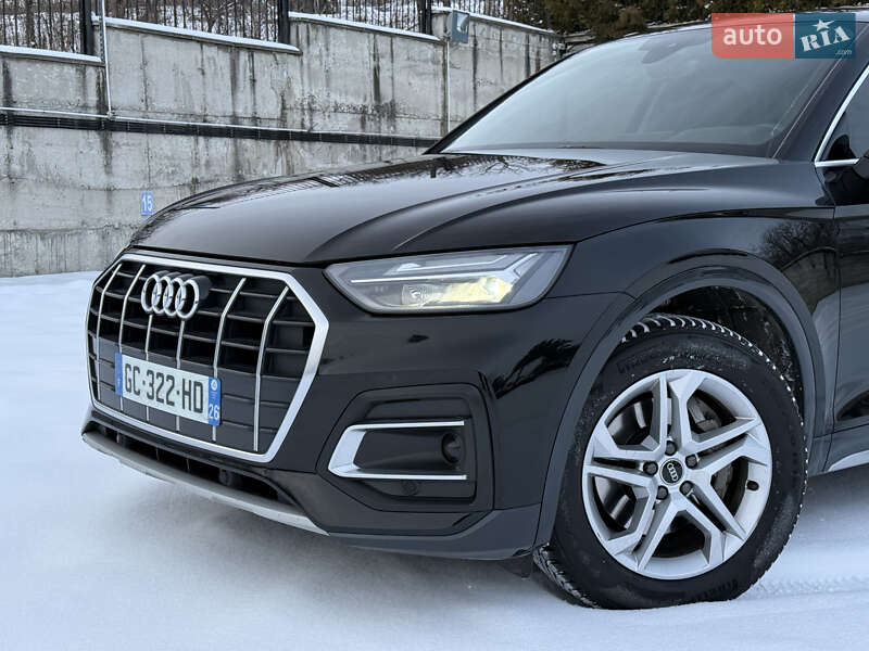 Позашляховик / Кросовер Audi Q5 2022 в Рівному