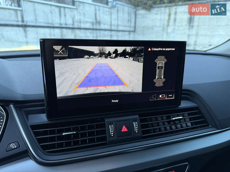 Позашляховик / Кросовер Audi Q5 2022 в Рівному