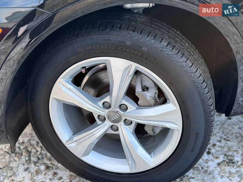 Позашляховик / Кросовер Audi Q5 2020 в Івано-Франківську