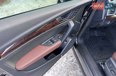Внедорожник / Кроссовер Audi Q5 2020 в Ивано-Франковске