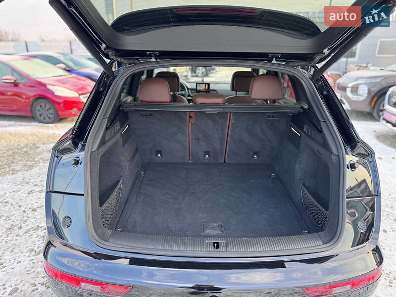 Позашляховик / Кросовер Audi Q5 2020 в Івано-Франківську