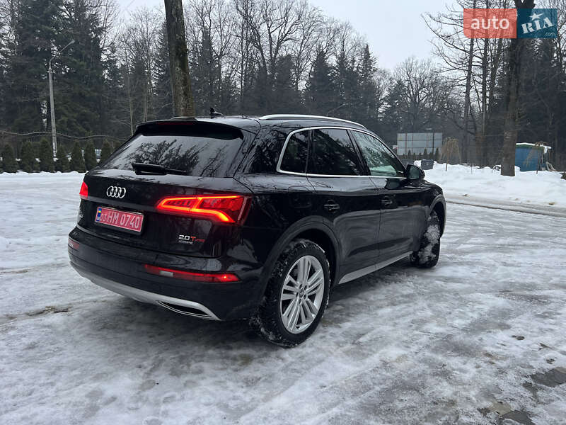Позашляховик / Кросовер Audi Q5 2019 в Львові