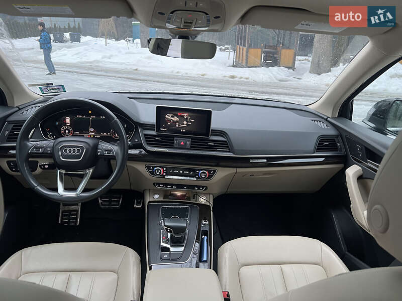 Позашляховик / Кросовер Audi Q5 2019 в Львові