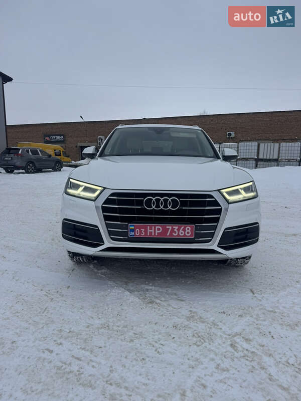 Позашляховик / Кросовер Audi Q5 2018 в Володимирі фото 4 Позашляховик / Кросовер Audi Q5 2018 в Володимирі