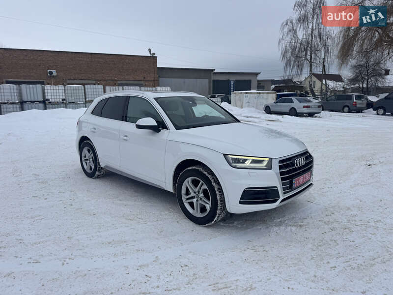 Позашляховик / Кросовер Audi Q5 2018 в Володимирі фото 26 Позашляховик / Кросовер Audi Q5 2018 в Володимирі