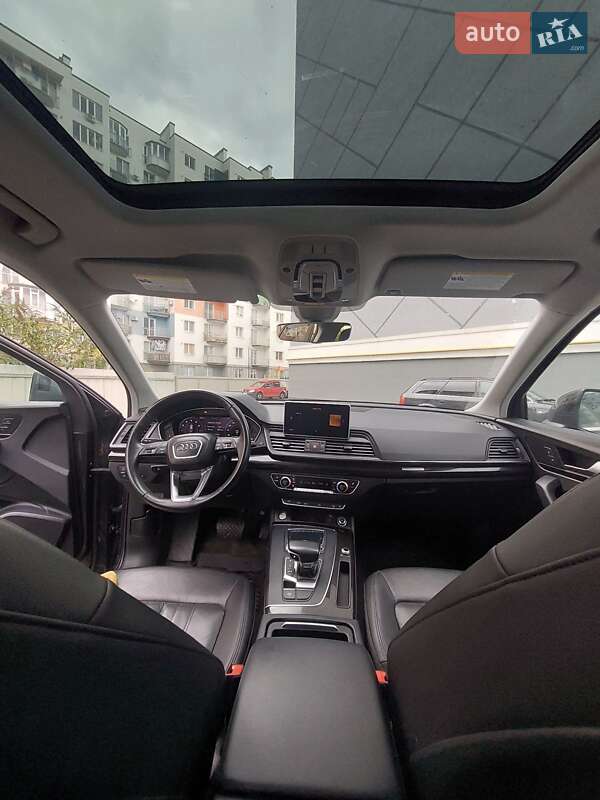 Внедорожник / Кроссовер Audi Q5 2018 в Ивано-Франковске