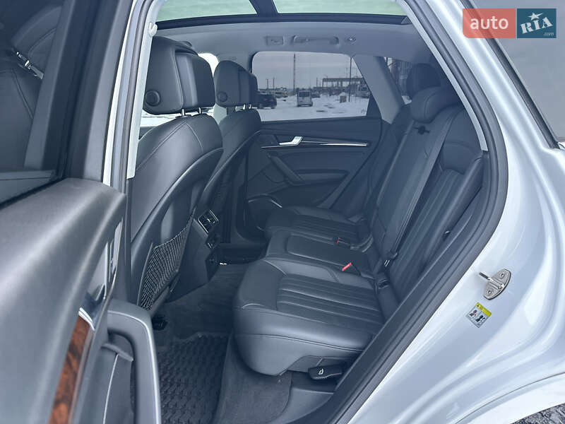 Позашляховик / Кросовер Audi Q5 2018 в Рівному фото 25 Позашляховик / Кросовер Audi Q5 2018 в Рівному
