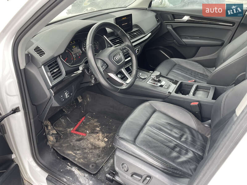 Позашляховик / Кросовер Audi Q5 2019 в Львові