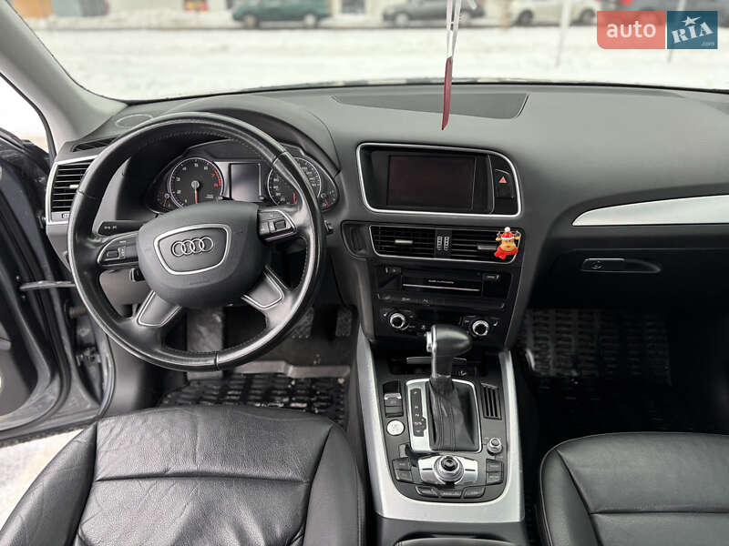 Внедорожник / Кроссовер Audi Q5 2013 в Ровно