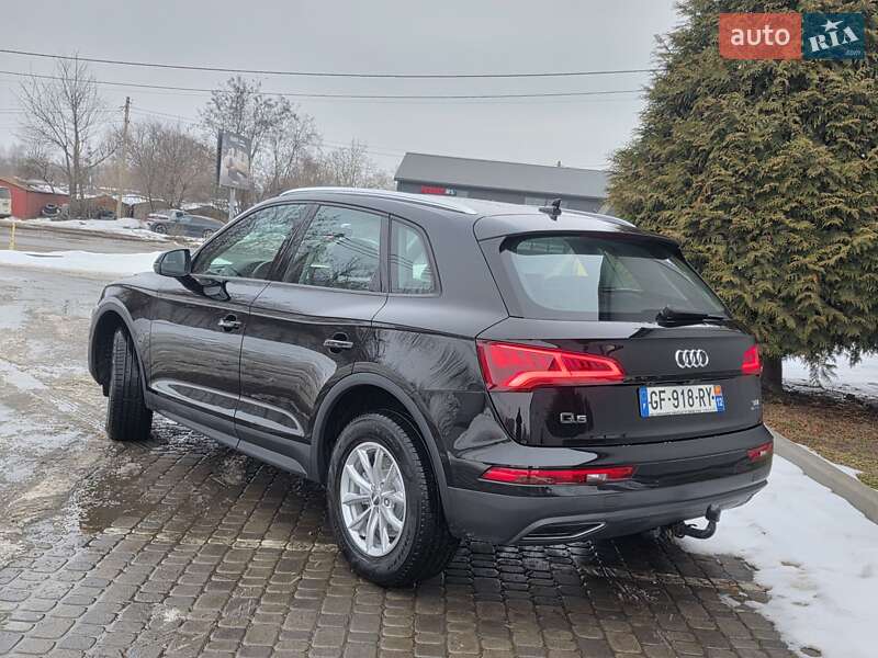 Позашляховик / Кросовер Audi Q5 2018 в Івано-Франківську
