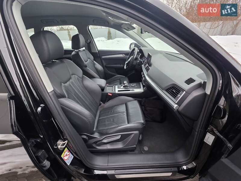 Позашляховик / Кросовер Audi Q5 2018 в Івано-Франківську