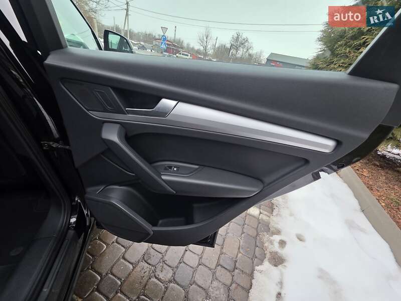 Позашляховик / Кросовер Audi Q5 2018 в Івано-Франківську