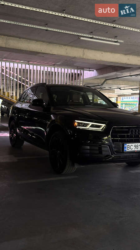 Позашляховик / Кросовер Audi Q5 2017 в Львові