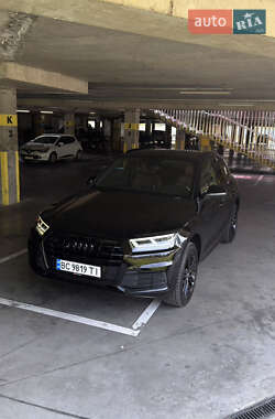 Позашляховик / Кросовер Audi Q5 2017 в Львові