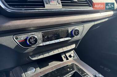 Внедорожник / Кроссовер Audi Q5 2020 в Львове