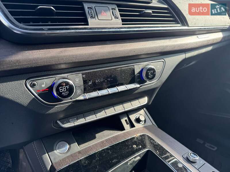 Внедорожник / Кроссовер Audi Q5 2020 в Львове