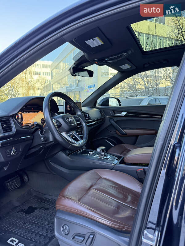 Внедорожник / Кроссовер Audi Q5 2018 в Полтаве