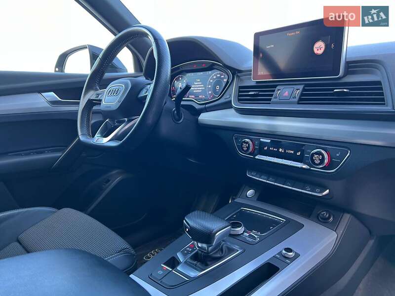 Позашляховик / Кросовер Audi Q5 2017 в Львові фото 44 Позашляховик / Кросовер Audi Q5 2017 в Львові