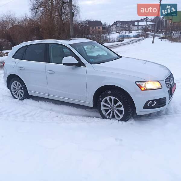 Внедорожник / Кроссовер Audi Q5 2015 в Шумске