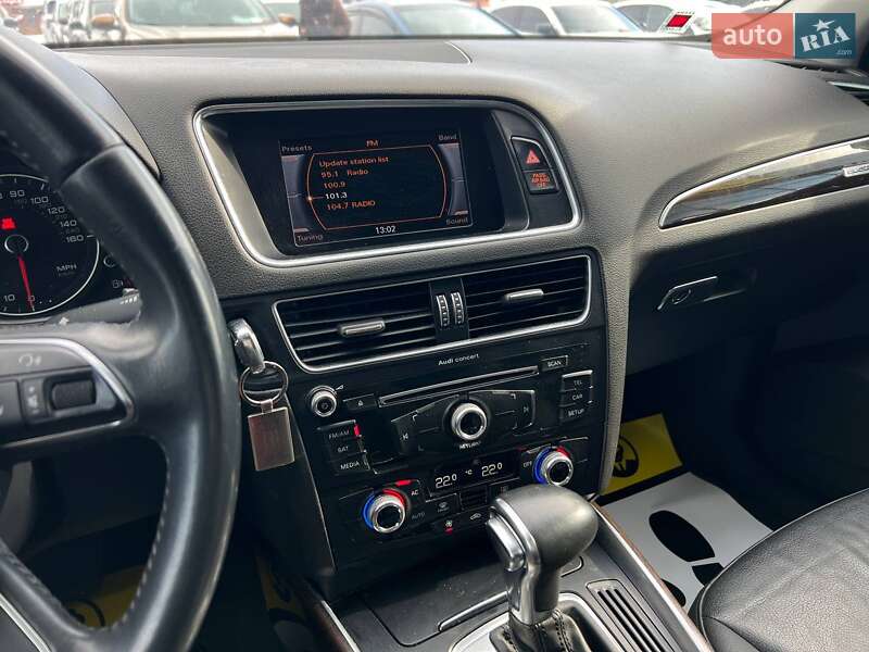 Позашляховик / Кросовер Audi Q5 2014 в Івано-Франківську