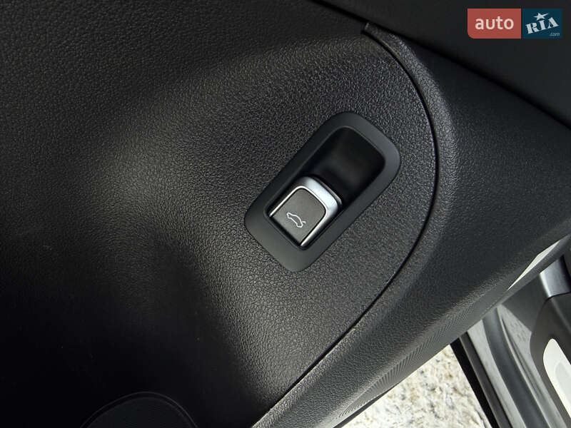 Позашляховик / Кросовер Audi Q5 2016 в Дрогобичі фото 29 Позашляховик / Кросовер Audi Q5 2016 в Дрогобичі