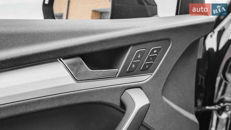 Позашляховик / Кросовер Audi Q5 2018 в Рівному