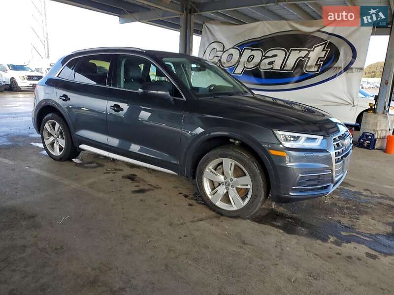 Позашляховик / Кросовер Audi Q5 2018 в Тернополі