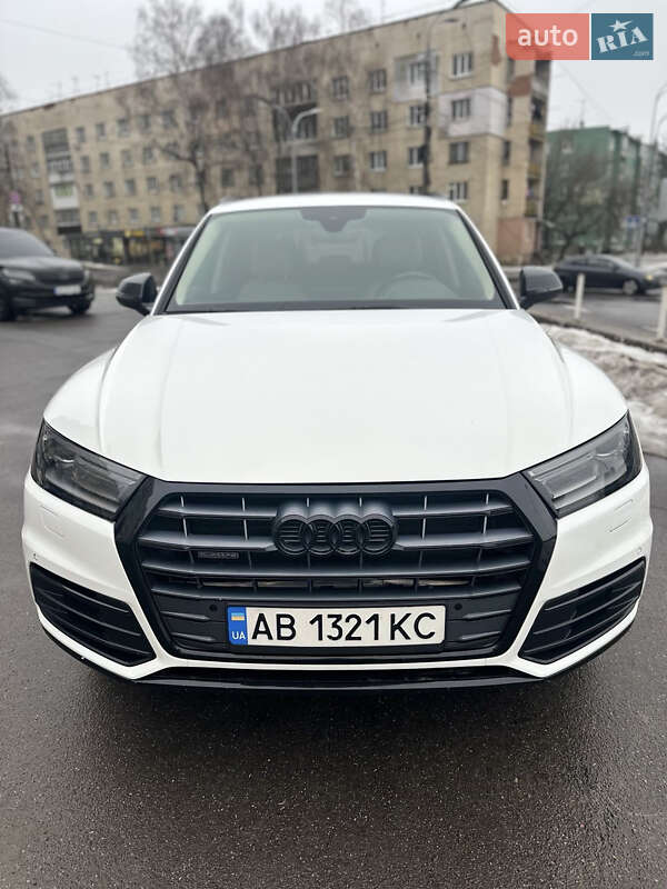 Внедорожник / Кроссовер Audi Q5 2018 в Виннице фото 2 Внедорожник / Кроссовер Audi Q5 2018 в Виннице
