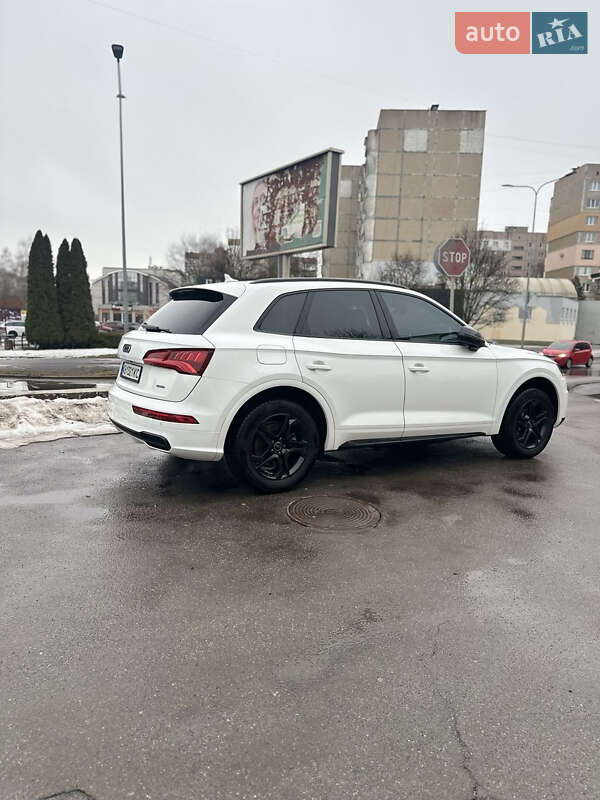 Внедорожник / Кроссовер Audi Q5 2018 в Виннице фото 13 Внедорожник / Кроссовер Audi Q5 2018 в Виннице
