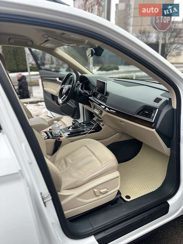 Внедорожник / Кроссовер Audi Q5 2018 в Виннице фото 19 Внедорожник / Кроссовер Audi Q5 2018 в Виннице