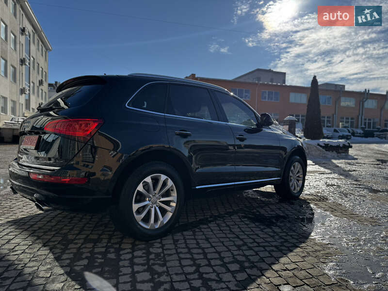 Позашляховик / Кросовер Audi Q5 2015 в Луцьку