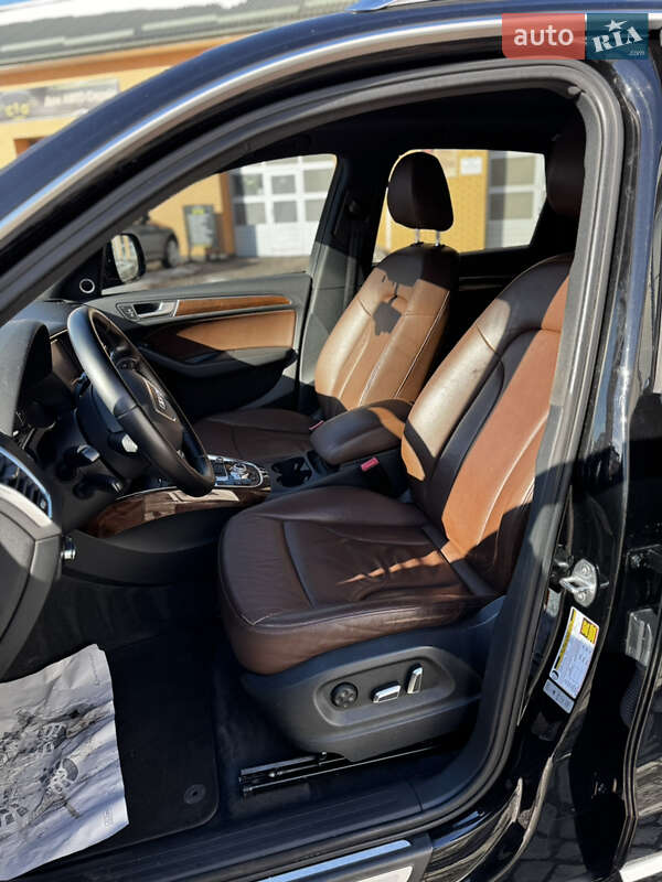 Позашляховик / Кросовер Audi Q5 2015 в Луцьку