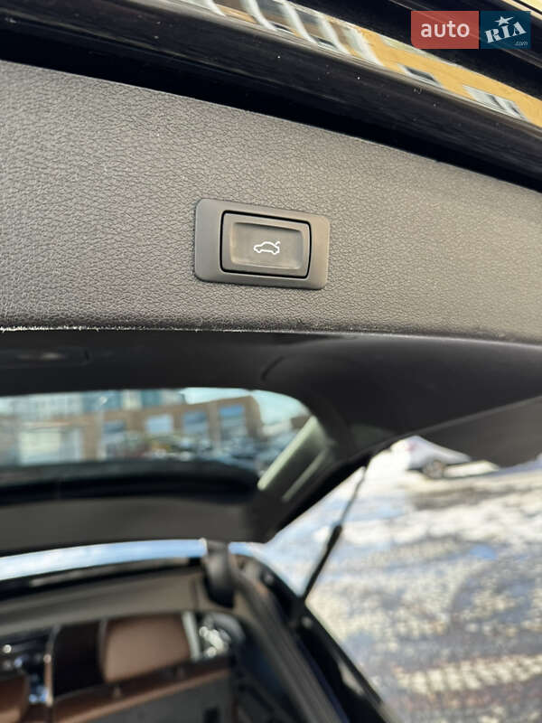 Позашляховик / Кросовер Audi Q5 2015 в Луцьку