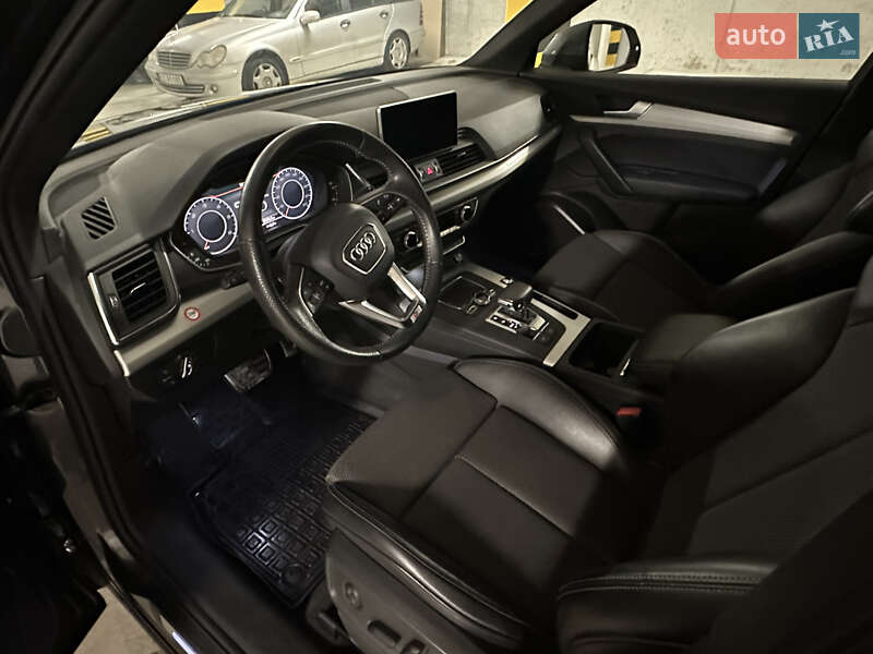 Внедорожник / Кроссовер Audi Q5 2019 в Киеве фото 12 Внедорожник / Кроссовер Audi Q5 2019 в Киеве