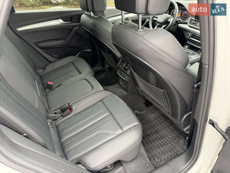 Внедорожник / Кроссовер Audi Q5 2019 в Киеве фото 29 Внедорожник / Кроссовер Audi Q5 2019 в Киеве
