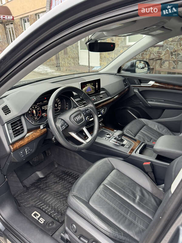 Внедорожник / Кроссовер Audi Q5 2018 в Владимире фото 51 Внедорожник / Кроссовер Audi Q5 2018 в Владимире
