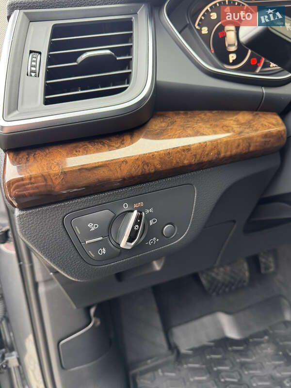 Внедорожник / Кроссовер Audi Q5 2018 в Владимире фото 56 Внедорожник / Кроссовер Audi Q5 2018 в Владимире