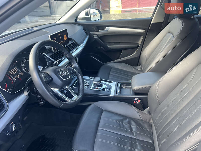 Позашляховик / Кросовер Audi Q5 2018 в Тернополі