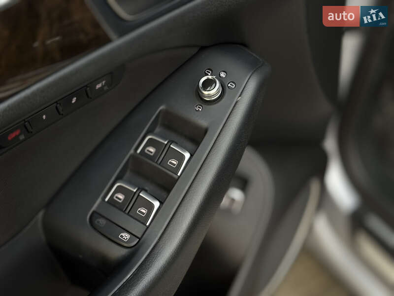 Позашляховик / Кросовер Audi Q5 2016 в Києві