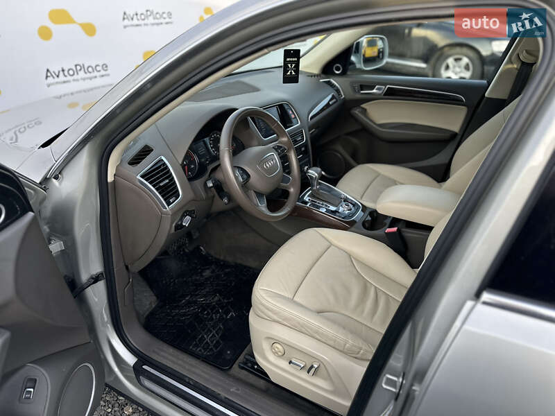 Позашляховик / Кросовер Audi Q5 2015 в Луцьку