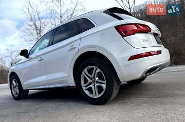 Позашляховик / Кросовер Audi Q5 2020 в Луцьку