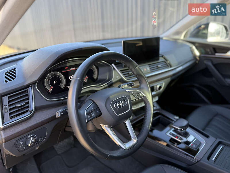 Внедорожник / Кроссовер Audi Q5 2020 в Стрые