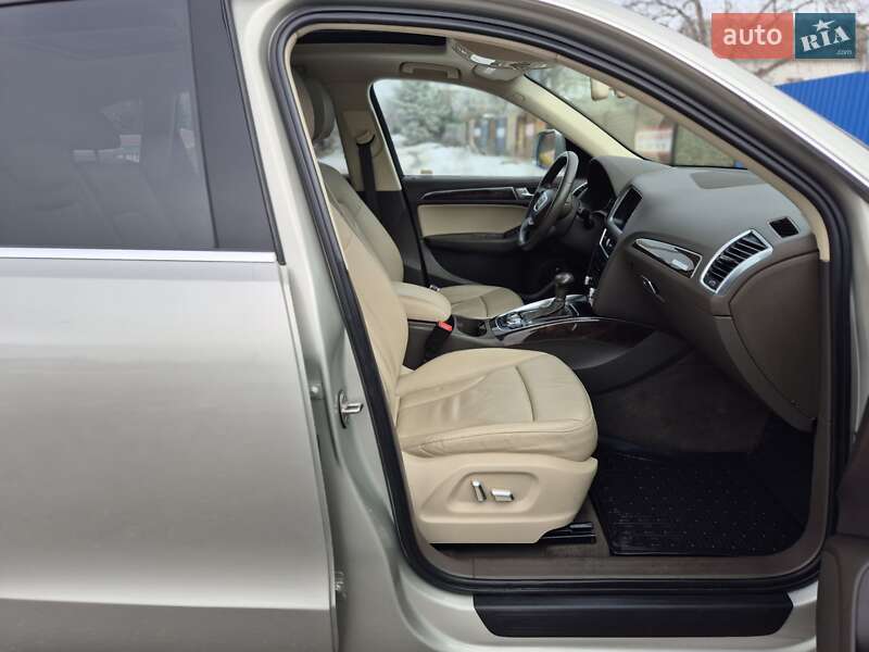 Внедорожник / Кроссовер Audi Q5 2015 в Киеве фото 12 Внедорожник / Кроссовер Audi Q5 2015 в Киеве