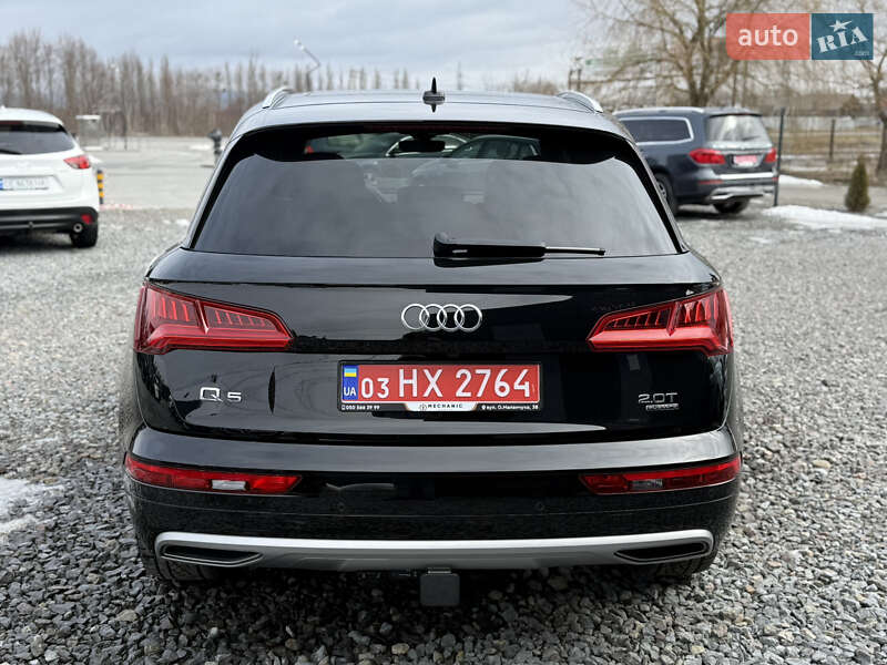 Позашляховик / Кросовер Audi Q5 2018 в Чернівцях