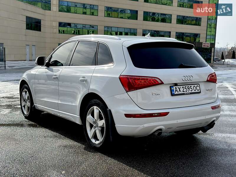 Внедорожник / Кроссовер Audi Q5 2011 в Харькове