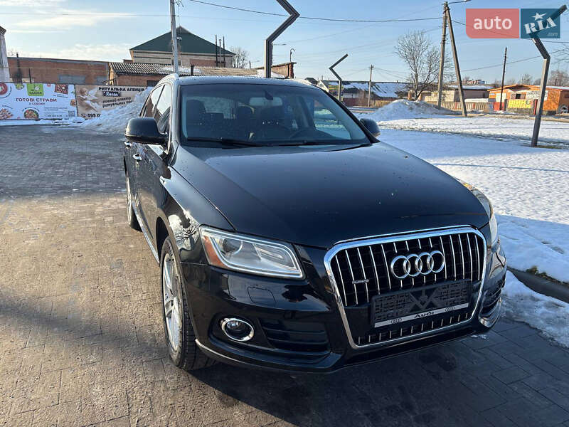 Позашляховик / Кросовер Audi Q5 2015 в Лубнах