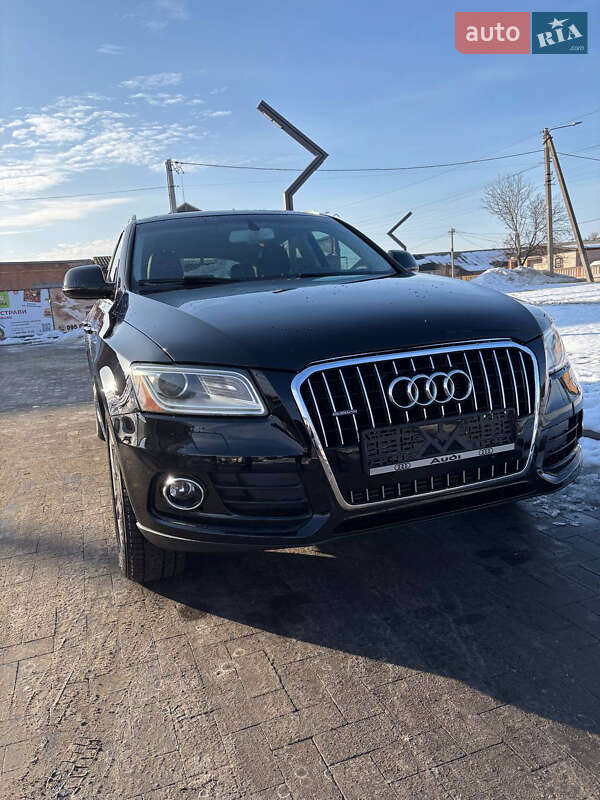 Позашляховик / Кросовер Audi Q5 2015 в Лубнах