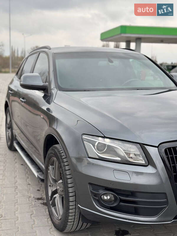 Позашляховик / Кросовер Audi Q5 2010 в Кам'янець-Подільському фото 9 Позашляховик / Кросовер Audi Q5 2010 в Кам'янець-Подільському